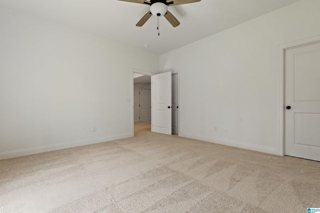 657 LIME CREEK WAY, Chelsea, AL 35043