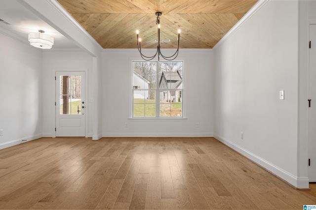 657 LIME CREEK WAY, Chelsea, AL 35043