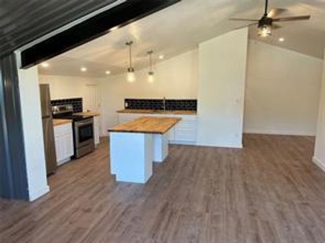 15430 STROUP CIR 2, Austin, TX 78734