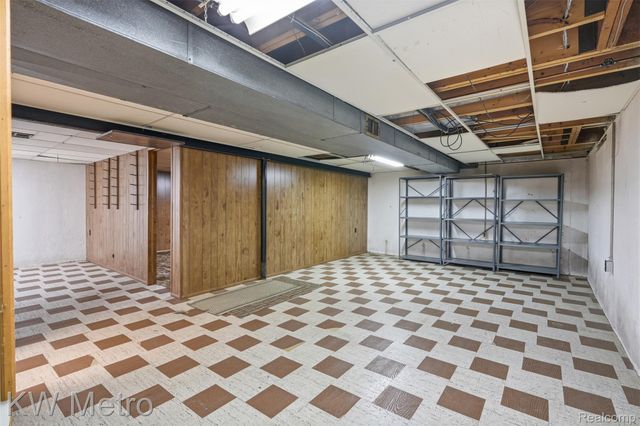 33728 Yuma Street, Westland, MI 48185