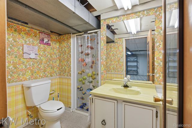 33728 Yuma Street, Westland, MI 48185