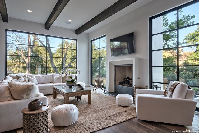 114 Cypress Way, Mcqueeney, TX 78123