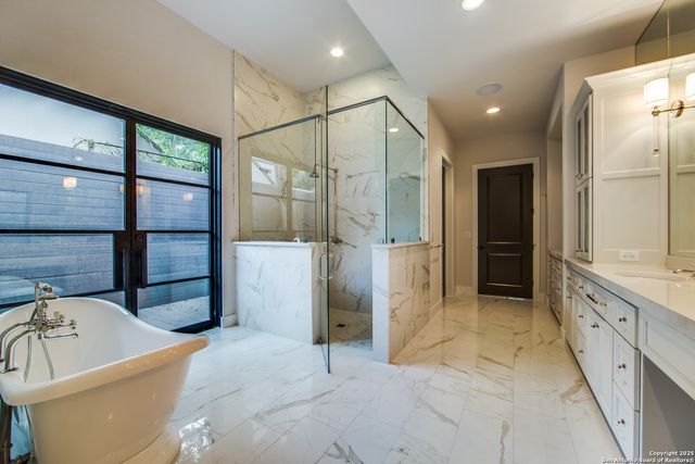 114 Cypress Way, Mcqueeney, TX 78123