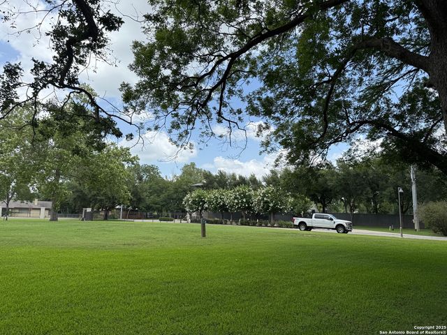 114 Cypress Way, Mcqueeney, TX 78123