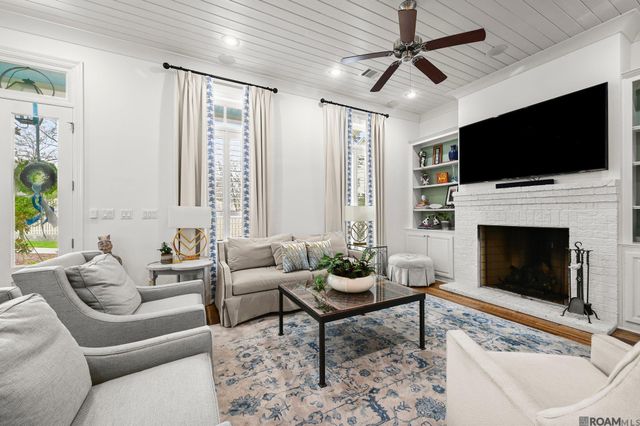 2063 Rue Venelle, Baton Rouge, LA 70808