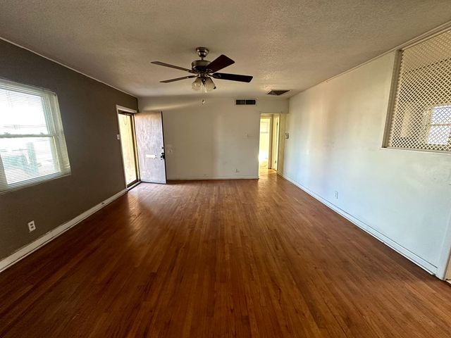 1502 Doran Ave, Odessa, TX 79761