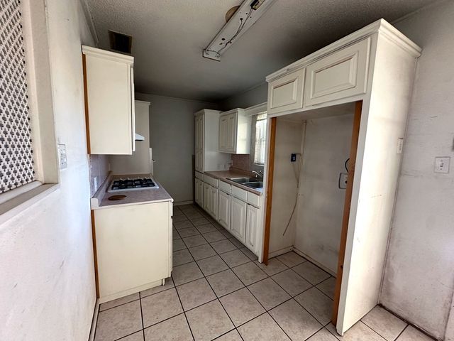 1502 Doran Ave, Odessa, TX 79761