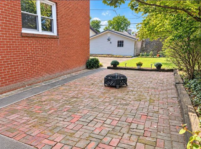 1908 So 9th St, Ironton, OH 45638