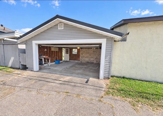 1908 So 9th St, Ironton, OH 45638