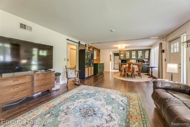 3750 Parker Road, Fort Gratiot, MI 48059