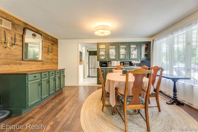 3750 Parker Road, Fort Gratiot, MI 48059