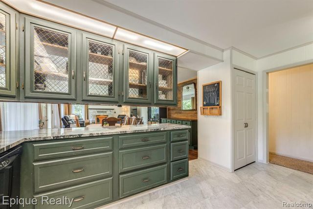 3750 Parker Road, Fort Gratiot, MI 48059