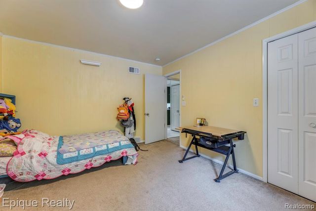 3750 Parker Road, Fort Gratiot, MI 48059