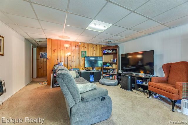 3750 Parker Road, Fort Gratiot, MI 48059