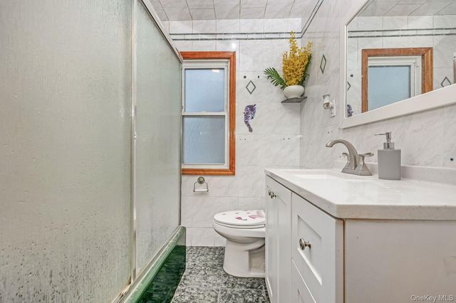 42-28 159th Street, Flushing, NY 11358