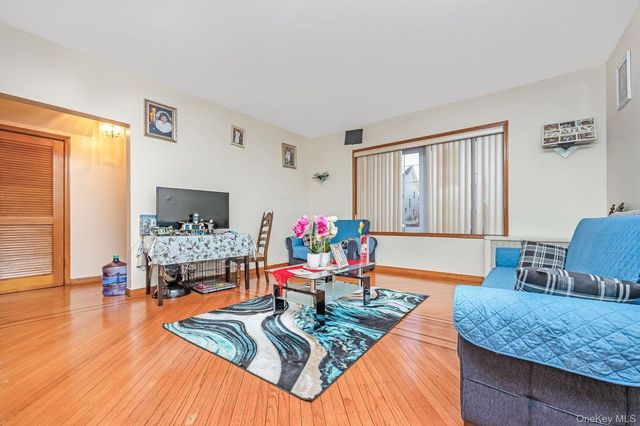 42-28 159th Street, Flushing, NY 11358