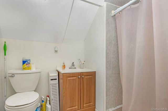 42-28 159th Street, Flushing, NY 11358