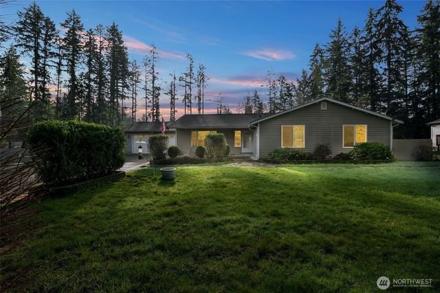 2830 SW Christmas Tree Lane, Port Orchard, WA 98367