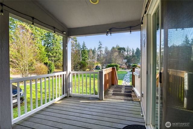 2830 SW Christmas Tree Lane, Port Orchard, WA 98367