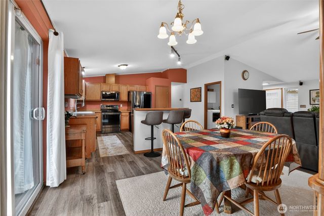 2830 SW Christmas Tree Lane, Port Orchard, WA 98367