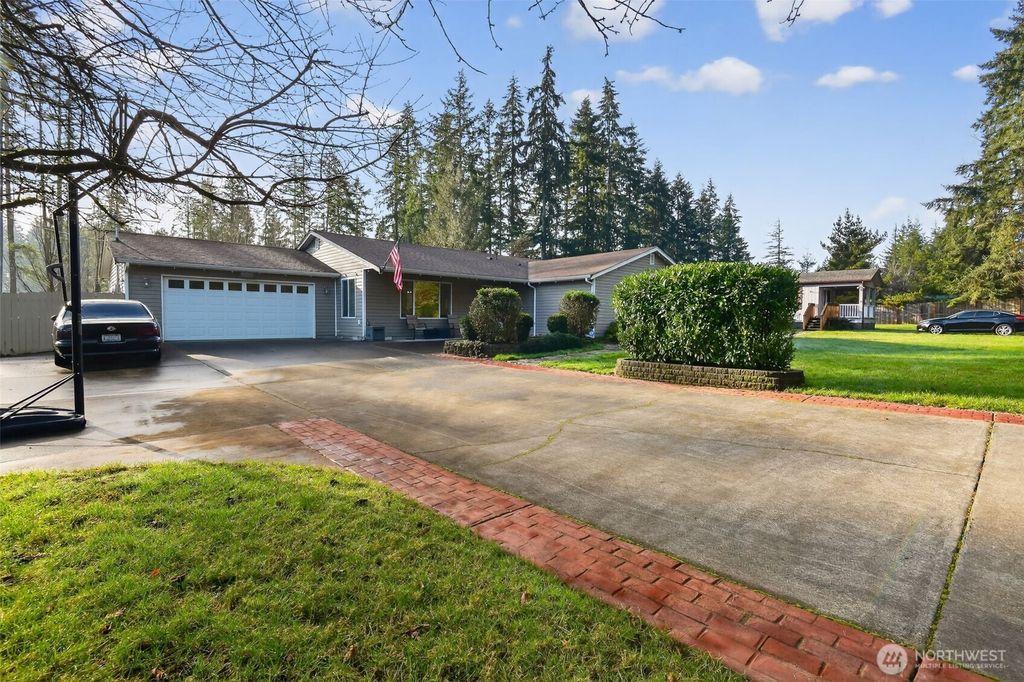2830 SW Christmas Tree Lane, Port Orchard, WA 98367