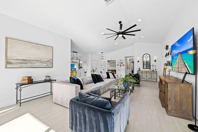 11108 E Clover Leaf Circle, Boca Raton, FL 33428