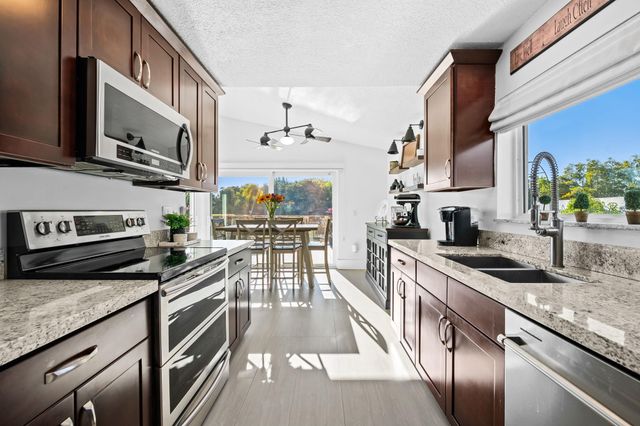 11108 E Clover Leaf Circle, Boca Raton, FL 33428