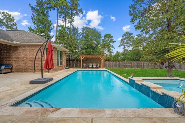 17710 Country Meadow Lane, Magnolia, TX 77355