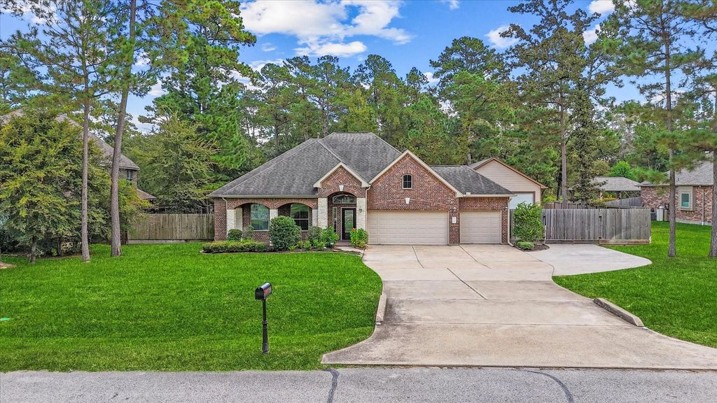 17710 Country Meadow Lane, Magnolia, TX 77355