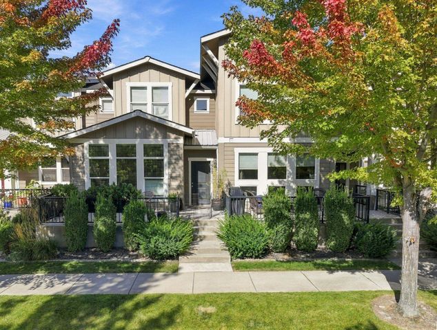 1908 W Summit Pkwy, Spokane, WA 99201 property photo