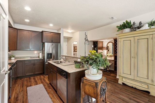 1908 W Summit Pkwy, Spokane, WA 99201