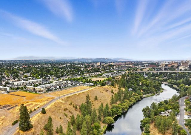 1908 W Summit Pkwy, Spokane, WA 99201
