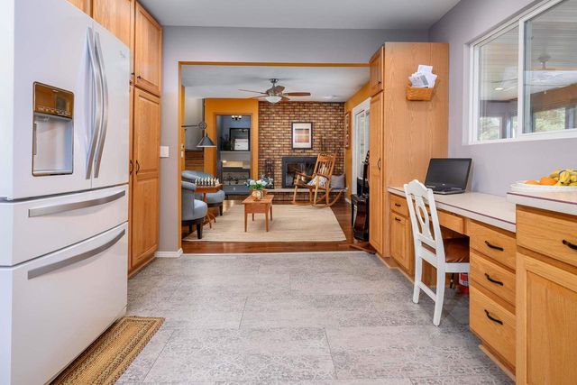 W11057 Thistledown Drive, Lodi, WI 53555