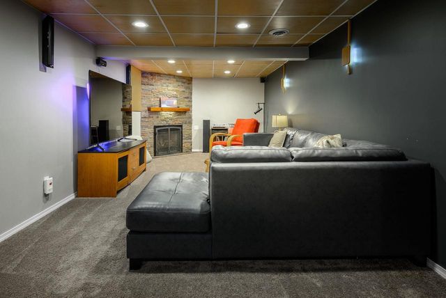 W11057 Thistledown Drive, Lodi, WI 53555