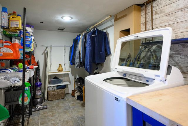 W11057 Thistledown Drive, Lodi, WI 53555