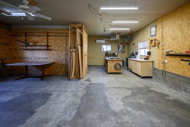 W11057 Thistledown Drive, Lodi, WI 53555