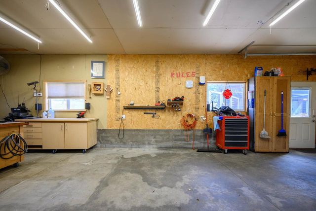 W11057 Thistledown Drive, Lodi, WI 53555