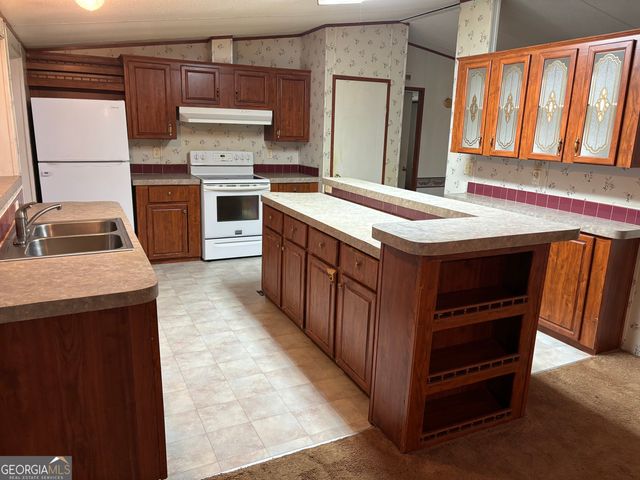 21 Hubbard Lane, Lexington, GA 30648