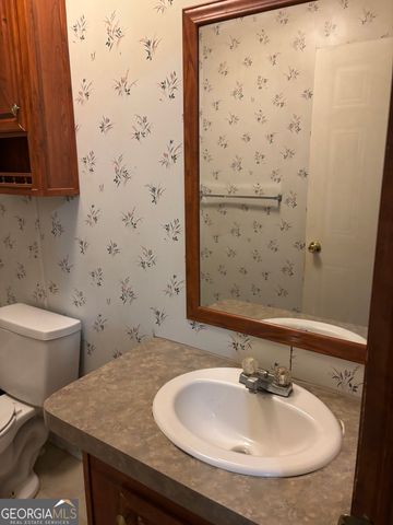 21 Hubbard Lane, Lexington, GA 30648