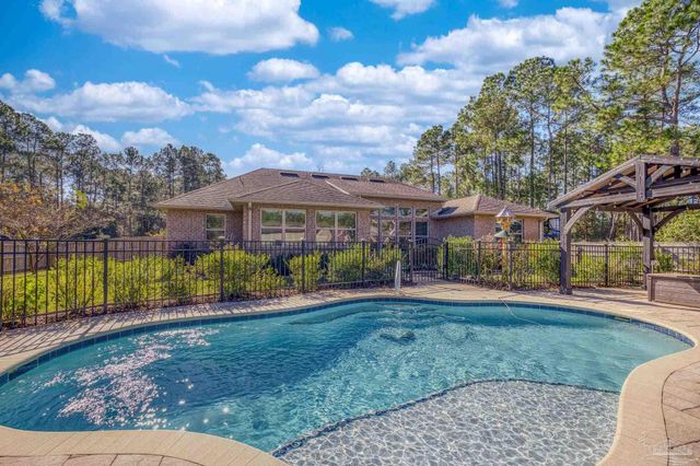 7166 Jasper St, Navarre, FL 32566