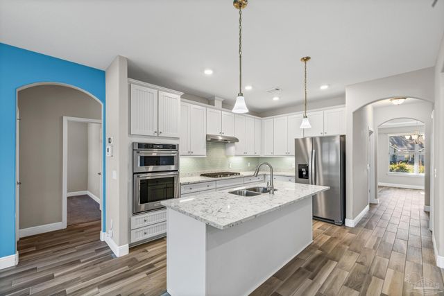 7166 Jasper St, Navarre, FL 32566