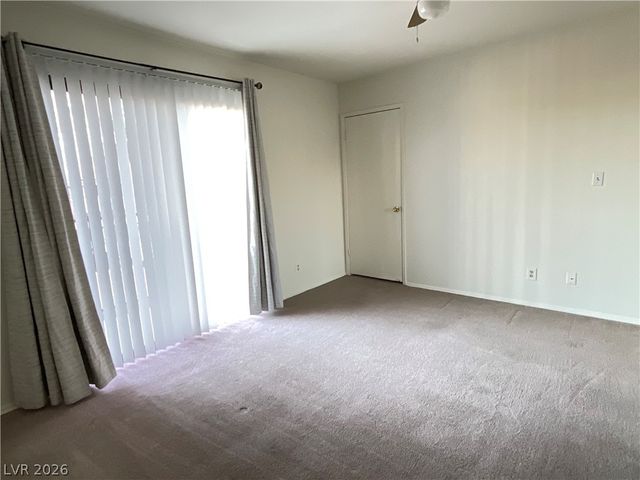 5244 Child Court 82, Las Vegas, NV 89103