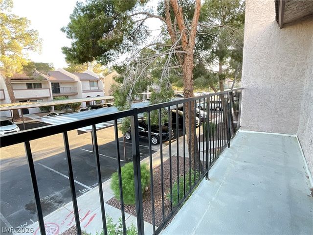 5244 Child Court 82, Las Vegas, NV 89103