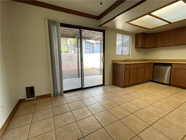 5244 Child Court 82, Las Vegas, NV 89103