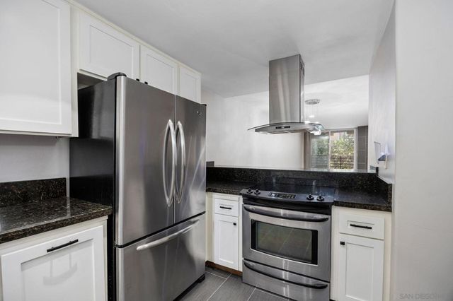 3502 Pringle St 102, San Diego, CA 92110