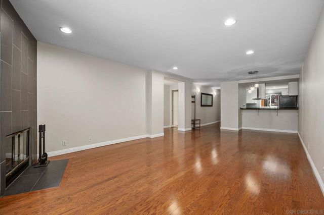 3502 Pringle St 102, San Diego, CA 92110