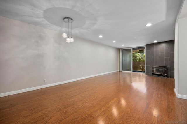 3502 Pringle St 102, San Diego, CA 92110