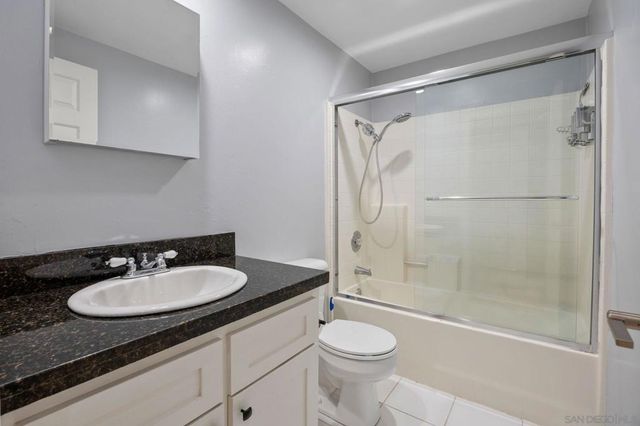 3502 Pringle St 102, San Diego, CA 92110