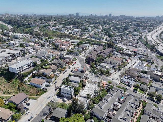 3502 Pringle St 102, San Diego, CA 92110