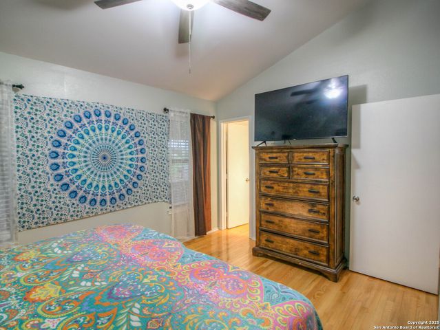 213 BLUEBONNET RDG, La Vernia, TX 78121